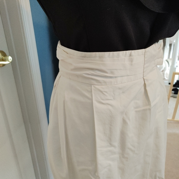 BCBG skirt - Picture 3 of 7